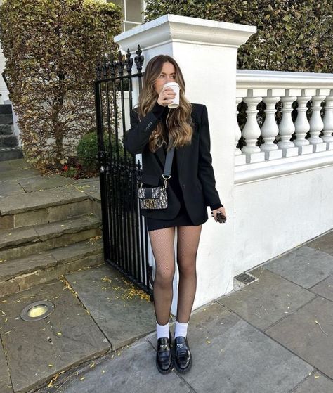 Black tights and white socks #Black #tights #and #white #socks #blacktightsandwhitesocks Outfit Mocasines, Black Loafers Outfit, Checkered Outfit, Dress And Stockings, Outfits Bonitos, Loafers Outfit, A Little Black Dress, Dress With Stockings, High Fashion Outfits