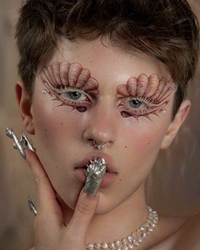 Avant Garde Makeup, Make Up Inspo, Creative Eye Makeup, Fantasy Makeup, Creative Direction, Paul Gaultier, Creative Makeup, Artistry Makeup, Aesthetic Makeup