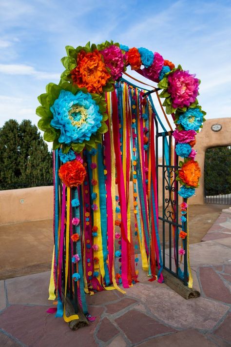 Mexican Theme Baby Shower, Dia De Los Muertos Party Ideas, Dia De Los Muertos Decorations Ideas, Mexican Baby Shower, Mexican Birthday Parties, Day Of The Dead Party, Den Mrtvých, Mexican Party Decorations, Mexican Fiesta Party