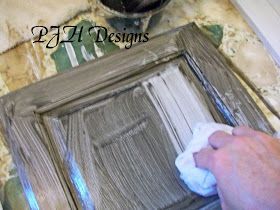 PJH Designs Hand Painted Antique Furniture: Kitchen Remodel: DIY Distressed Vintage Cabinets Old Kitchen Remodel, Distressed Kitchen Cabinets, Kitchen Remodel Checklist, Vintage Kitchen Remodel, Distressed Kitchen, Ikea Kitchen Remodel, Simple Kitchen Remodel, Painting Antique Furniture, Small Kitchen Cabinets