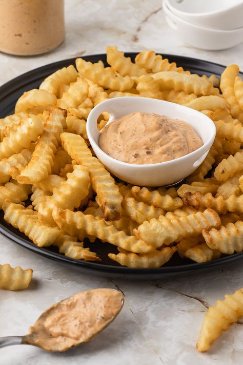 Chipotle Southwest Sauce Southwest Sauce Recipe, Chipotle Southwest Sauce, Fries Sauce, Southwest Sauce, Crinkle Fries, Fry Sauce, Adobo Sauce, Marinade Recipes, Apple Butter