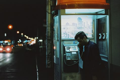 Cinestill 800t, Phone Booth, Celebrity Travel, Film Inspiration, Album Cover Art, Cinematic Photography, Wedding Art, Night Aesthetic, Urban Photography