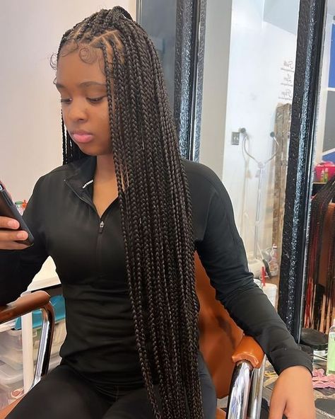 #follow #braids #hair #hairgoals #hairstyles #beautyblog #blogging #blog #blogger Small Knotless, Pregnancy Pictures, Black Ponytail Hairstyles, Outfit Classy, Cute Box Braids Hairstyles, Quick Braided Hairstyles, Protective Hairstyles Braids, Pretty Braided Hairstyles, Braids With Curls