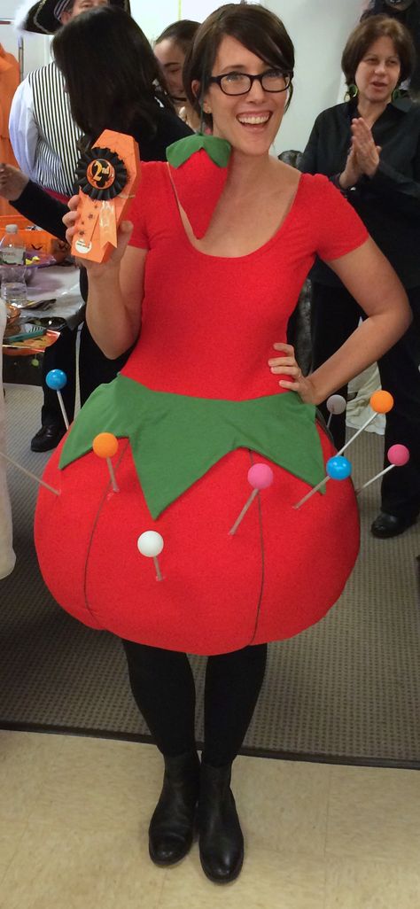 Pincushion costume! Second-place winner at the annual McCall Pattern Company costume contest & employee lunch. #sewingcostume Darla From Finding Nemo, Fun Costume Ideas, Costume Contest Winner, Clever Halloween Costumes, Homemade Halloween Costumes, Diy Halloween Costumes Easy, Diy Halloween Costume, Homemade Costumes, Creative Costumes