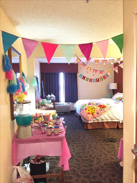 Hotel Sleepover Party, Hotel Birthday Parties, 20th Birthday Party, Sleepover Birthday Parties, Hotel Party, Birthday Party For Teens, 13th Birthday Parties, Fun Birthday Party, Teen Birthday