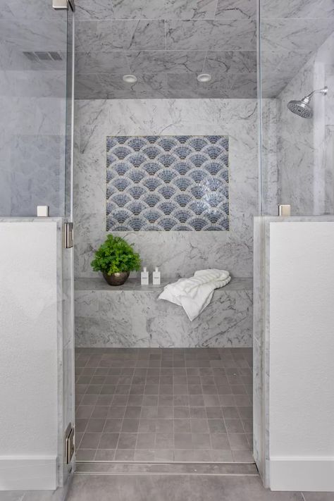 9 Beautiful Bathroom Trends That Will Make You Want to Remodel Steam Shower Ideas, White Luxury Bathroom, Steam Showers Bathroom Master Bath, Cheap Renovations, Master Bath Lighting, Bathroom Design Trends, Wooden Vanity, Steam Shower, Steam Showers Bathroom