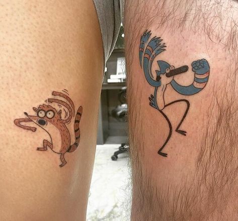 A Fun Regular Show Tattoo For Friends The Regular Show Tattoo, Matching Tattoo For Friends, Regular Show Matching Tattoos, Rigby Tattoo, Matching Regular Show Tattoos, Funny Cartoon Tattoos, Funny Friends Tattoo, Matching Tattoo Ideas For Sisters, Matching Tattoos Couples Cartoon