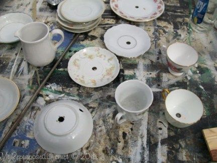 pretty cups and saucers for teacup lamp How To Drill Holes In China Plates, Ceramic Upcycle, Old China Repurpose, Teacup Lamp, Tea Cup Lamp, Saucer Lamp, Repurposed China, Teapot Lamp, Cup And Saucer Crafts