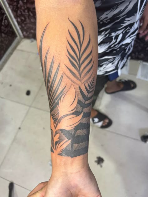 Palm Tree Sleeve Tattoo Women, Palm Leaves Tattoo Sleeve, Long Leaf Tattoo, Palm Leaves Tattoo, Monstera Plant Tattoo, 2024 Tattoo, Jungle Tattoo, Gothic Tattoos, Simple Arm Tattoos