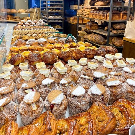 Top 10 best bakeries in Dublin you NEED to try, RANKED Dublin Vacation, Dublin Food, Dublin Restaurants, Irish Vacation, British Isles Cruise, Scotland Food, Ireland Food, Dublin Ireland Travel, Baked Good