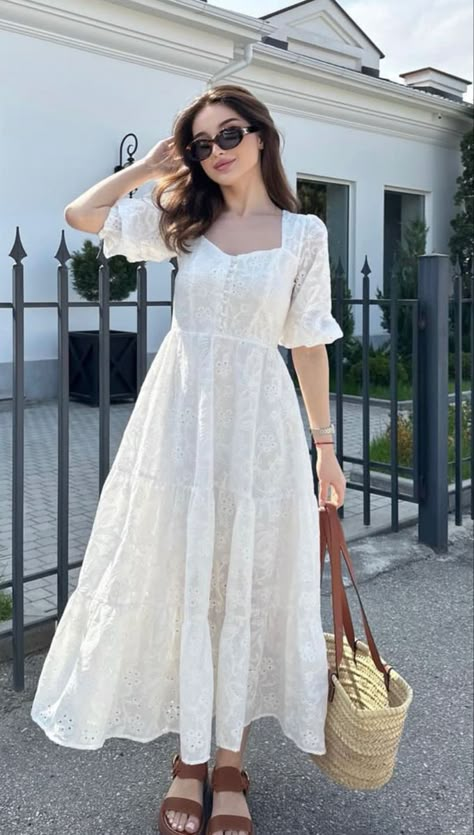 Hakoba Dress Designs, Hakoba Dress, Frock Designs For Women, White Frock, Fancy Short Dresses, Simple Frock Design, Simple Frocks, Fancy Frocks, Frock For Women