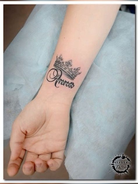 Crown Wrist Tattoo, Christian Wrist Tattoos, Crown Tattoos For Women, Tattoos On Wrist, Name Tattoo Ideas, Crown Tattoos, Name Tattoos On Wrist, Baby Name Tattoos, Crown Tattoo Design