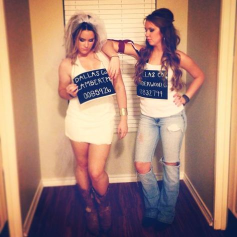 Miranda Lambert and Carrie Underwood Carrie Underwood Halloween Costume, Party Ideas For Adults Food, Something Bad About To Happen, Music Halloween Costumes, Halloween Party Ideas For Adults, Divorce Party Decorations, Party Ideas For Adults, Carrie Underwood Style, Love Country