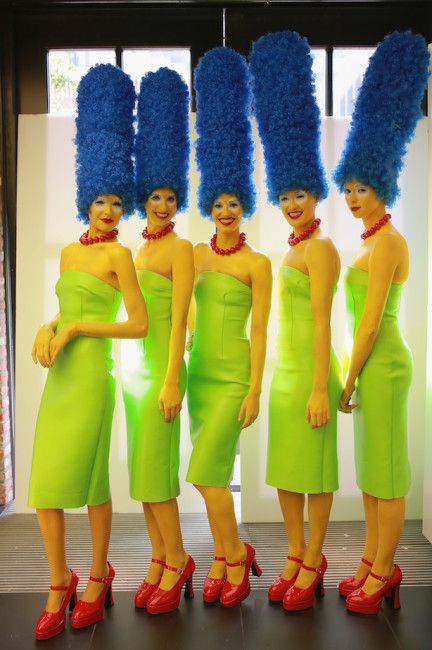 The Simpsons Costumes, Marge Simpson Costume, Simpsons Costumes, San Diego Gaslamp, Doctor Halloween, Cartoon Character Costume, Collection Makeup, Easy Diy Costumes, Marge Simpson