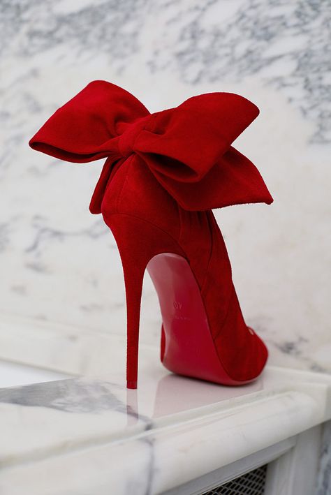 Christian Louboutin x Mytheresa red pumps with bow detailing. #louboutinshoes #stilettos #shoes Shoes Heels Classy, By Any Means Necessary, Heels Classy, Red Pumps, Louboutin Heels, Fancy Shoes, Red High, Prom Shoes, Red Heels