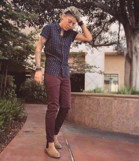 Top 53 Burgundy Pants Outfits for Men in 2022 Burgundy Pants Outfit Mens, Maroon Pants Outfit Men, Men Burgundy Pants Outfits, Wine Colored Pants Outfit, Burgundy Trousers Outfit, Burgundy Jeans Outfit, Men’s Burgundy Pants Outfit, Burgundy Pants Men, Red Tshirt Outfit