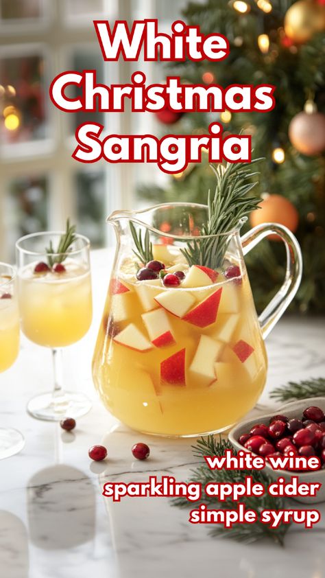 White Christmas Sangria Simple Sangria Recipe White, Christmas Sangria White Wine, White Sangria Recipe Christmas, White Winter Sangria, Winter White Sangria, Christmas White Sangria, Holiday White Sangria, White Sangria Recipe Easy, Christmas Sangria White