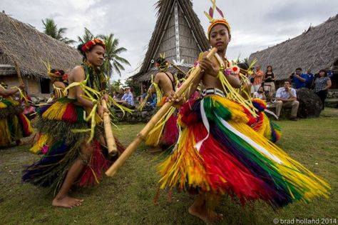 Atlas Book, Cultural Dress, World Atlas, Pacific Islander, Global Dress, Country Human, Pacific Islands, Dress Attire, Kids Growing Up