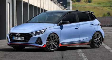 The 2021 Hyundai i20 N has a 1.6-liter turbocharged engine with 201 hp. Auto Hyundai, Ford Fiesta St, Connected Car, Hyundai Models, Hyundai I20, Hyundai Motor, New Hyundai, Hot Hatch, Sport Seats