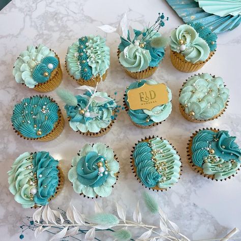 Little Bakers Glasgow on Instagram: “𝐸𝒾𝒹 𝒜𝓁 𝐹𝒾𝓉𝓇 🐬✨ 🌙 Eid Cupcakes •Vanilla Buttercream Cupcakes •Available in Boxes of 12, 9, 6, 4 & 3 Box of 12 - £35 Box of 9 - £27…” Eid Cakes, Eid Cupcakes, Sheep Cupcakes, Eid Ideas, Fitr Eid, Cupcakes Vanilla, Eid Cake, Cupcakes Ideas, Idul Adha