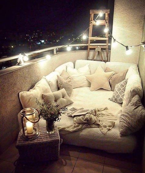 Interior Boho, Apartment Balcony Decorating, The Balcony, Apartment Balconies, Small Balcony, Balcony Decor, Dream Rooms, Design Case, Apartment Living