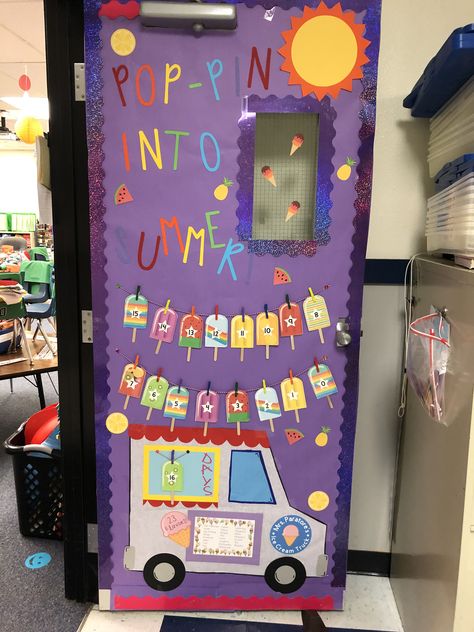 Popsicle Board Ideas, Summer Ideas For Classroom Doors, Summer Wall Ideas For Classroom, Preschool Countdown To Summer, Prek Summer Bulletin Board Ideas, Summer Doors For Daycare, Summer Classroom Board Ideas, Classroom Countdown To Summer, Popsicle Door Decorations Classroom