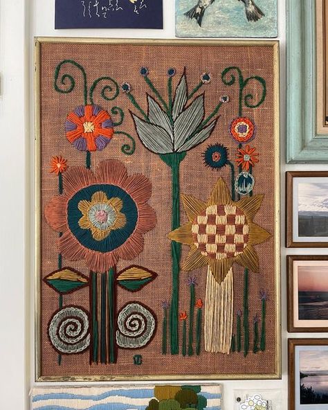 Inspiring Embroidery, Vintage Crewel Embroidery, Scandinavian Embroidery, Embroidery Modern, Vintage Crewel, Crewel Embroidery Patterns, Vintage Needlework, Crewel Embroidery Kits, Embroidery Patterns Vintage