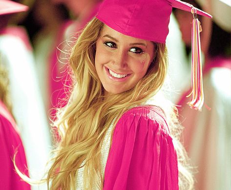 Sharpay in pink graduation outift Top Villains, Sharpay Evans, High School Musical 3, Mode Rose, Disney Channel Stars, Ashley Tisdale, High School Musical, Graduation Cap, Disney Channel