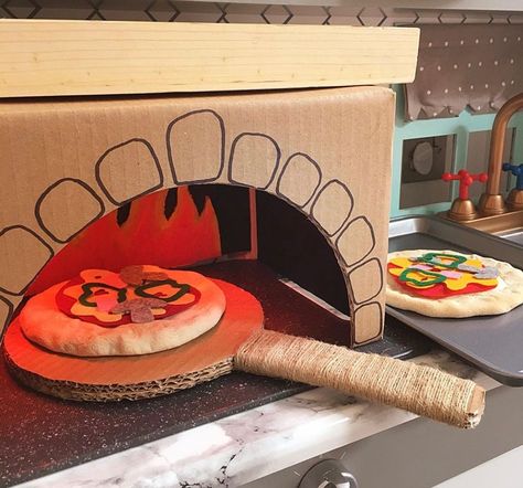 Pizza Activities For Toddlers, Pizza Shop Preschool, Cardboard Pizza Shop, Pizza Parlour Role Play, Pizza Role Play, Pizza Cardboard, Pizza Pretend Play, Kids Play Area Indoor, Color Activities For Toddlers