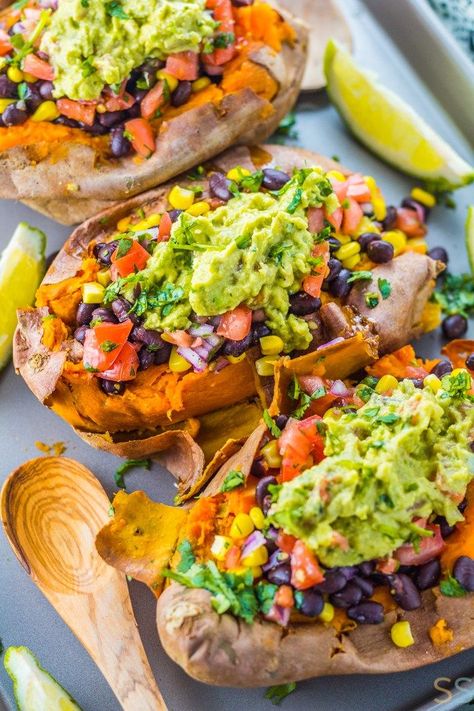 Great Vegan Recipes, Stuffed Sweet Potatoes, Keto Lasagna, Mexican Dish, Baked Potato Recipes, Vegan Black Bean, Italian Recipes Easy, Keto Pancakes, Keto Brownies