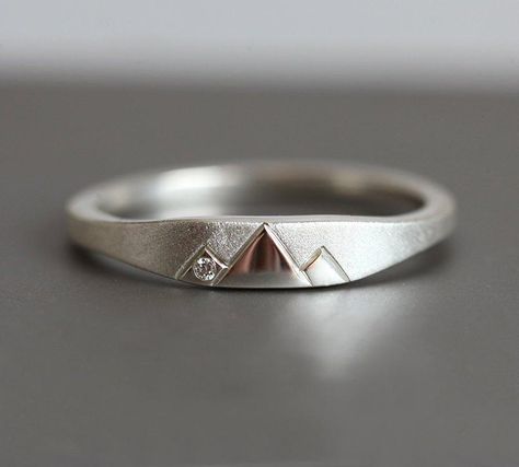 Unique Masculine Engagement Rings, Mountain Engagement Ring, Mountain Wedding Ring, Unique Ruby Rings, Wing Wing, Mountain Ring, Wedding Ring Unique, Unique Wedding Ring, Unique Wedding Band