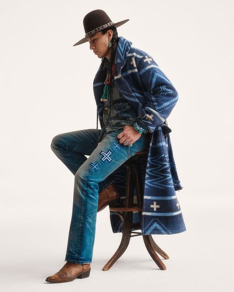 Polo Ralph Lauren And Ms Naiomi Glasses Celebrate Rodeo Culture And Navajo Weaving Traditions | The Journal | MR PORTER Ralph Lauren Vintage Ads, Ralph Lauren Men Outfits, Ralph Lauren Aesthetic, Mens Western Wear, Navajo Weaving, Artist In Residence, Ralph Lauren Menswear, Museum Fashion, Mens Attire