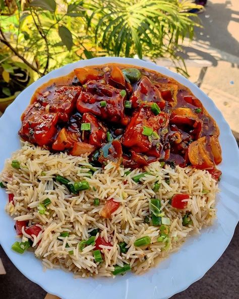 Manchurian Fried Rice, Food Gains, Recipe Fried Rice, Veg Fried Rice, Watercress Recipes, Chinese Fried Rice, Rice Fried, Homemade Pillows, Chilli Paneer