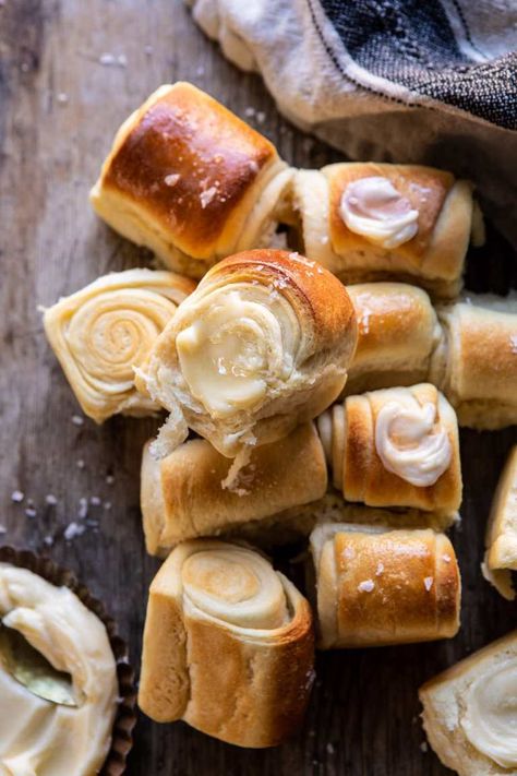 Salted Honey Butter Parker House Rolls | halfbakedharvest.com #rolls #thanksgiving #holidayrecipe Honey Butter Parker House Rolls, Salted Honey Butter, Homemade Honey Butter, Parker House Rolls, Half Baked, Parker House, Half Baked Harvest, Think Food, Honey Butter