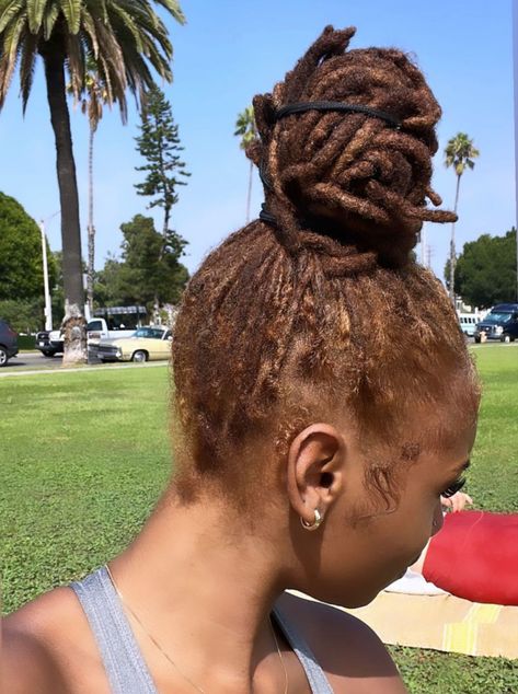 Chocolate Brown Locs Black Women, Brown And Black Locs, Blue Locs Black Women, Chocolate Brown Locs, Brown Locs Black Women, Dark Brown Locs, Color Locs Black Women, Light Brown Locs, Locs Hairstyles Short