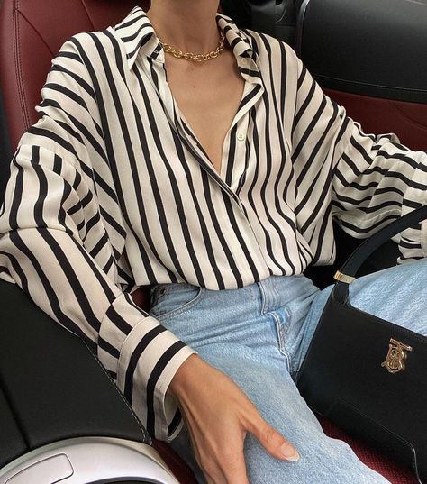 Petra on Instagram: “Wearing silk shirt by @stagnistudio ❤️❤️ #love #simple #style” Striped Shirt Outfit, Silk Shirt Outfit, Outfits With Striped Shirts, Classy Fits, Love Simple, Modest Fashion Outfits, Striped Blouse, Crop Shirt, Silk Shirt