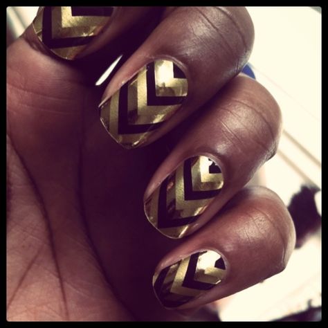 Fingernail Ideas, Chevron Nails, La Nails, Diva Nails, Minx Nails, Her Nails, Gold Chevron, Black Chevron, Get Nails