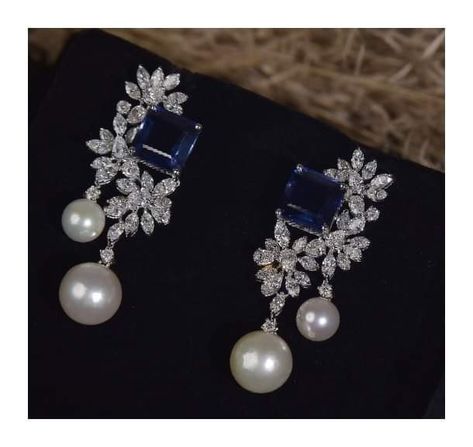 Jewelry Product Shots, Product Shots, Floral Designer, Diamond Earring, Royal Jewels, Jewellery Accessories, Fabulous Jewelry, Diamond Stud, Timeless Treasures