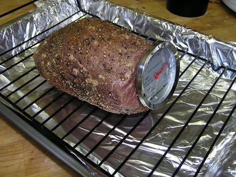 Roast Beef Lunch, Deli Style Roast Beef, Deli Meat Recipes, Roast Beef Sandwich, Sirloin Tip Roast, Sirloin Roast, Pulled Beef, Beef Sandwiches, Cooking A Roast