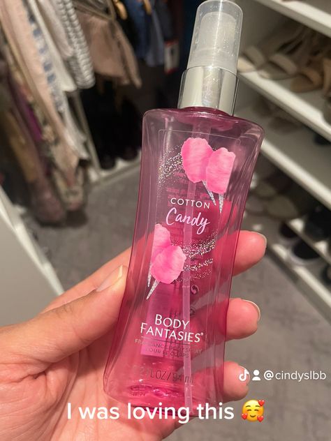 Best cotton candy body sprays Bodycology Cotton Candy, Cotton Candy Perfume Aesthetic, Cotton Candy Body Spray, Cotton Candy Body Care, How To Smell Like Cotton Candy, Body Fantasies Perfume, Smell Like Cotton Candy, Cotton Candy Perfume, Cotton Candy Aesthetic