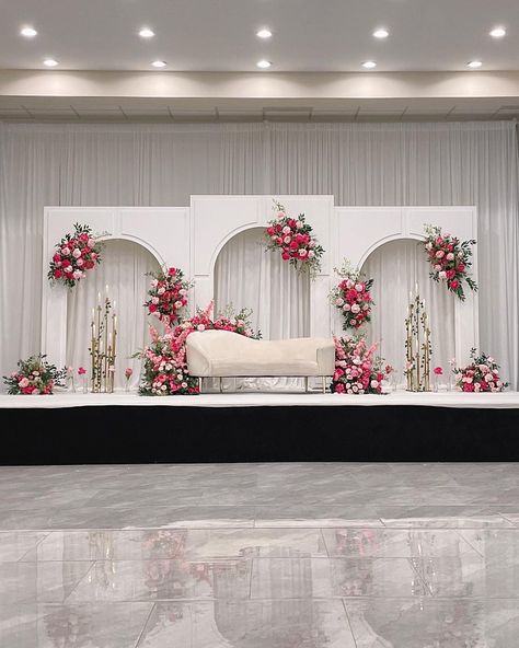 Marriage Hall Decoration, Weddings Decorations Elegant Romantic, Engagement Stage Decoration, Nikah Decor, Reception Stage Decor, Simple Stage Decorations, Wedding Stage Backdrop, Wedding Stage Decor, Wedding Stage Design