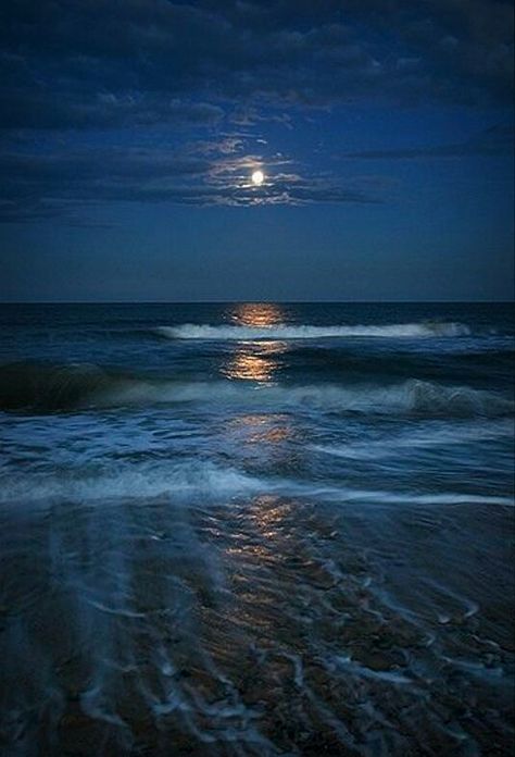 Walberswick Suffolk, The Ocean At Night, Ocean Sunsets, Coastal Scenery, Beach Nights, Suffolk England, Ocean At Night, Moonlit Night, East Anglia