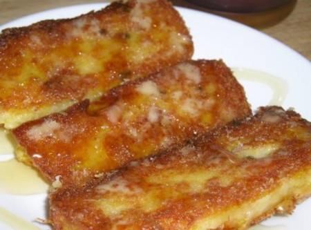 This is actually called " Fried Mush" it can also be made from cornmeal cooked like cream of Wheat or Malt-O -Meal.  Let the leftover set-up/gel/thicken then slice it, fry it with a little butter, pour hot syrup over it.  Yummy!  I grew up eating this.  Actually was made/eaten in the " Dirty Thirties Era," my parents grew up in that Era of Famine in the United States. Leftover Ideas, Pumpkin Spice Cream, Cream Of Wheat, Baked Pancakes, Wheat Recipes, Just A Pinch Recipes, Just A Pinch, Left Over, Kitchen Food