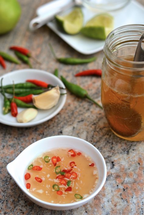 Fish Sauce Recipe, Vietnamese Fish Sauce, Vietnamese Fish, Recipes With Fish Sauce, Cambodian Food, Khmer Food, Viet Food, Dipping Sauces Recipes, Asian Sauce