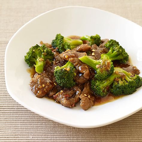 Beef With Broccoli Recipe, Beef Broccoli Stir Fry, Beef And Broccoli, Broccoli Stir Fry, Hot Summer Nights, Beef Stir Fry, Broccoli Beef, Stir Fry Recipes, Summer Dinner