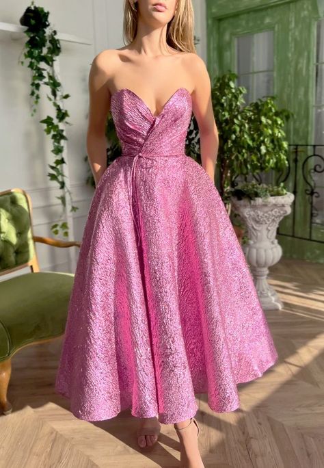 Teuta Matoshi, Candy Roses, Corset Gown, Brocade Dresses, Classy Dress, Dream Dress, Guest Dresses, Pretty Dresses, Classy Outfits