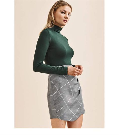 Dynamite Long Sleeve Turtleneck Top Pine Grove Green Green Turtleneck Outfit, Pine Grove Green, Outfit Dark, Turtleneck Outfit, Green Turtleneck, Winter Capsule Wardrobe, Aesthetic Fits, Green Jeans, Turtleneck Top