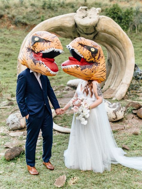 Dinosaur Wedding Theme, Jurassic Wedding, Dinosaur Wedding, Oahu Elopement, Nerd Wedding, Modern Elopement, Small Weddings Ceremony, Jurassic Park Movie, Intimate Wedding Ceremony