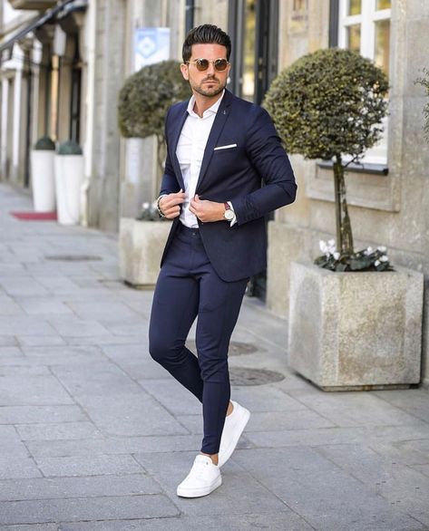 ✨ tag your friends and comment down below! • ✅Follow @manstylemedia for more inspirational men style •  #suiting #suitedup #dapperlife… Men Work Outfits, Suits And Sneakers, Mens Fashion Suits Casual, Mens Casual Suits, Blazer Outfits Men, Formal Men Outfit, Mens Fashion Blazer, Formal Mens Fashion, Designer Suits For Men