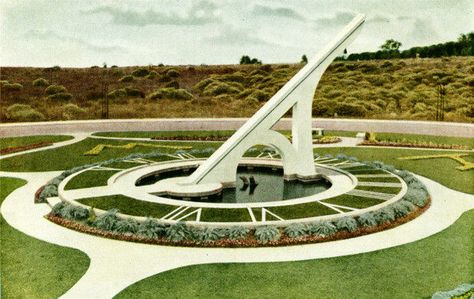 A promotional sun clock on the site of San Francisco's great raceway. Urban Art Installation, Sun Clock, To Do In San Francisco, Japanese Tea Garden, Places In California, Sundials, Park Landscape, Public Sculpture, Landscape And Urbanism